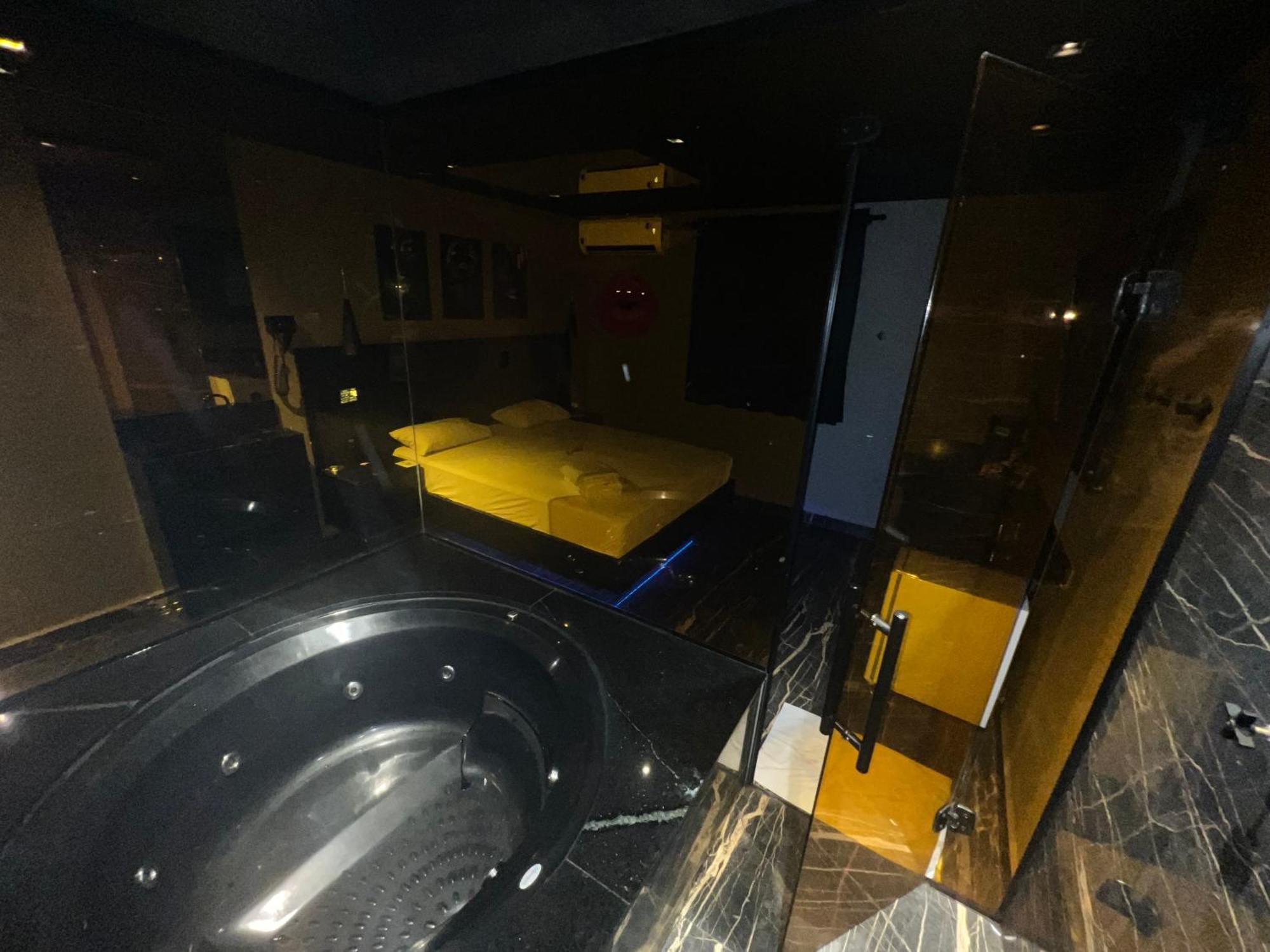 Motel Contigo 과룰류스 외부 사진